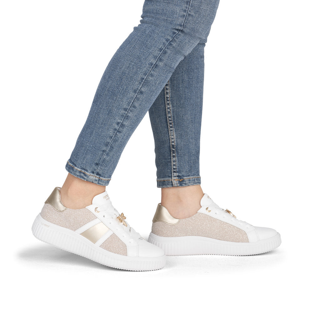 Women’s Lace-Up Shoes