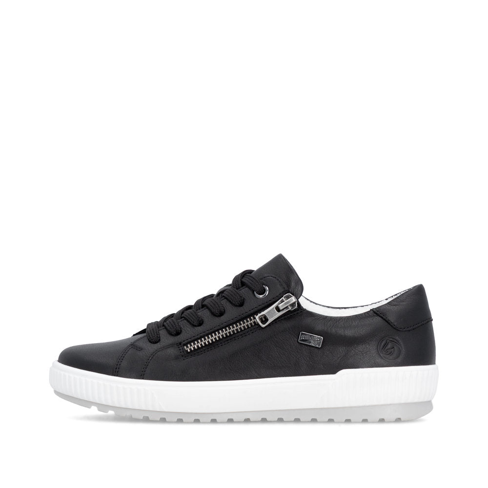 Women’s Leather Lace-Up Shoes
