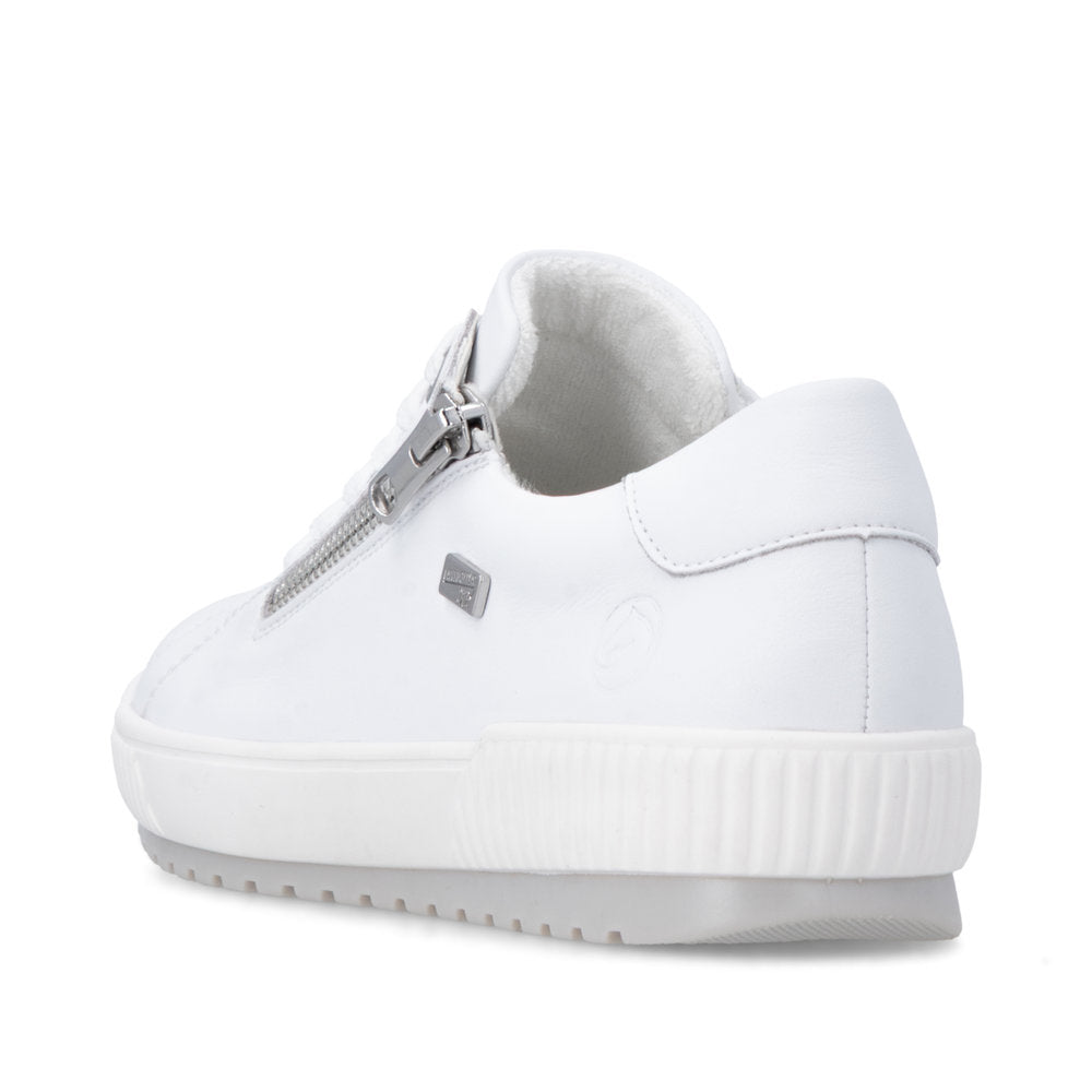Women’s Leather Lace-Up Shoes