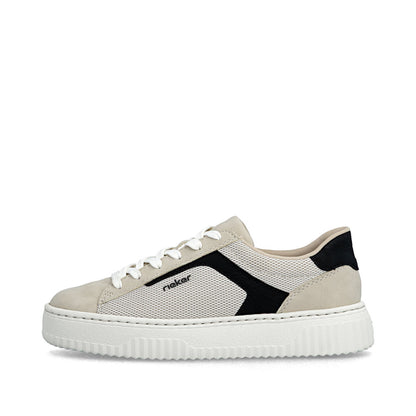 Women’s Lace-Up Shoes