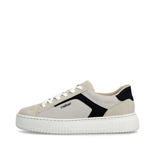 Women’s Lace-Up Shoes