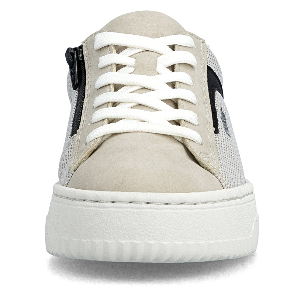 Women’s Lace-Up Shoes